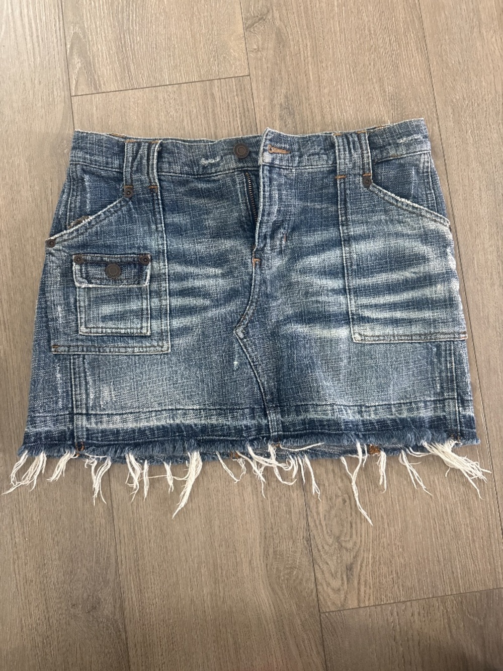 Express Y2K Denim Mini Skirt Size 1/2 Blue Wash Frayed Hem Cargo Pocket